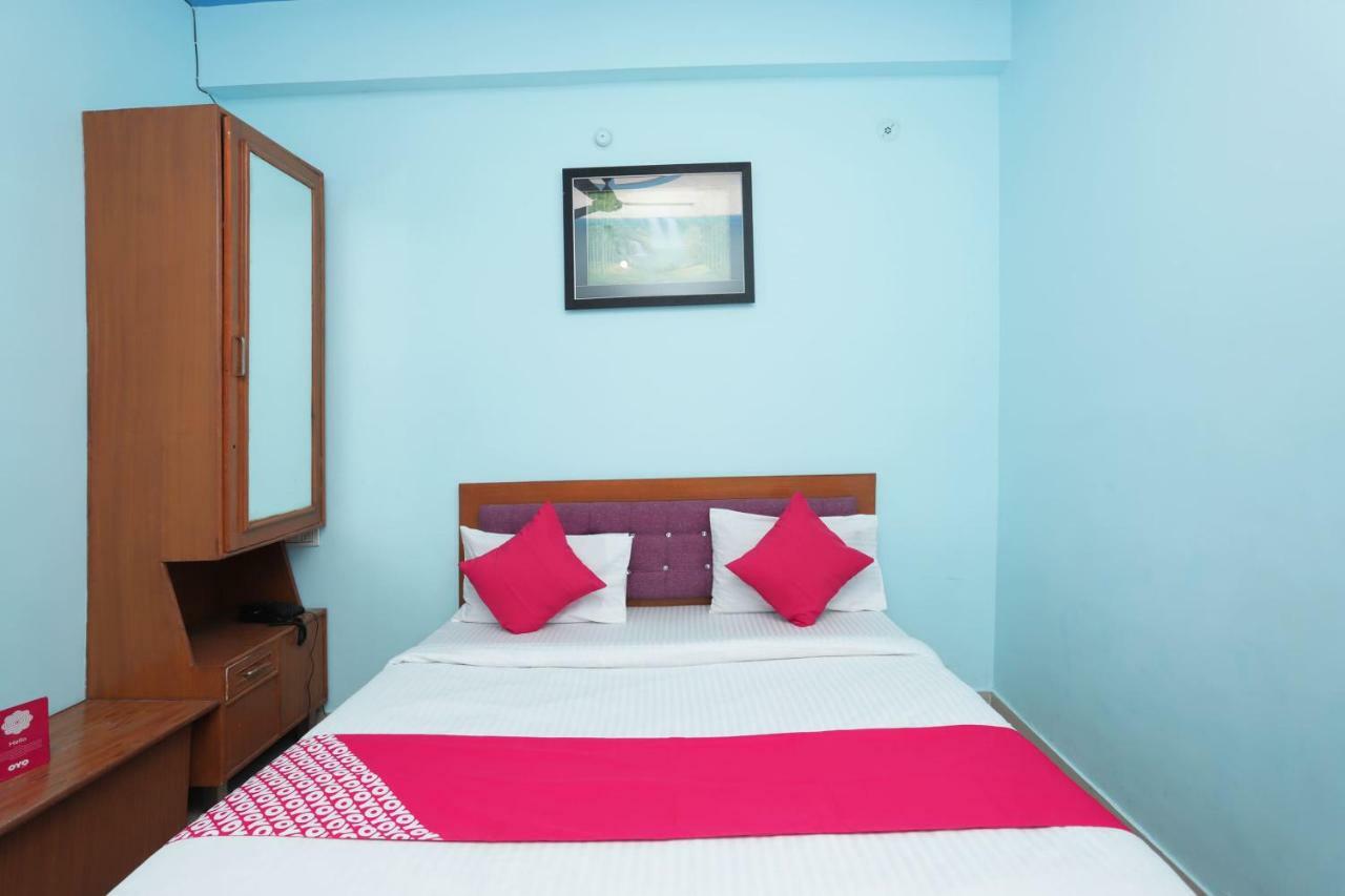 Oyo 38520 Hotel Silverspoon Roorkee Exterior foto