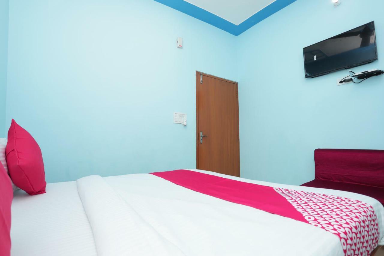 Oyo 38520 Hotel Silverspoon Roorkee Exterior foto