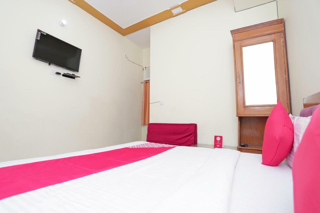 Oyo 38520 Hotel Silverspoon Roorkee Exterior foto